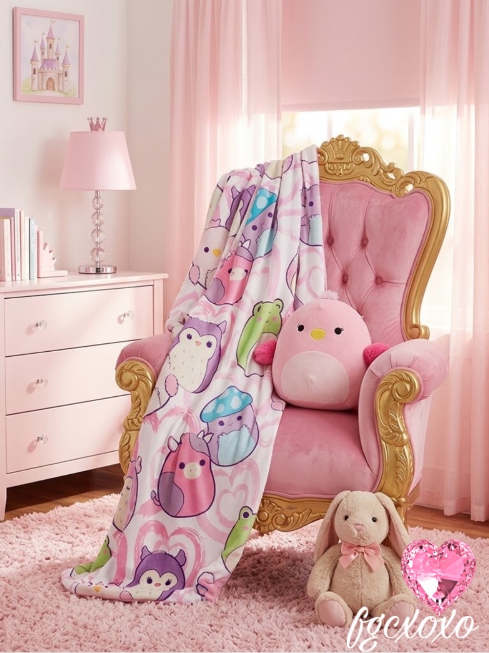 Squishmallows Snuggle Throw, Feelin Squishy (Hearts Background)